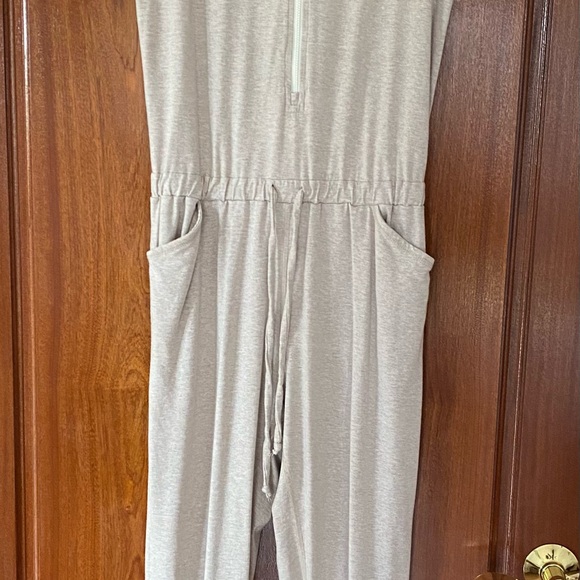 Imbodhi jumpsuit - Picture 4 of 5